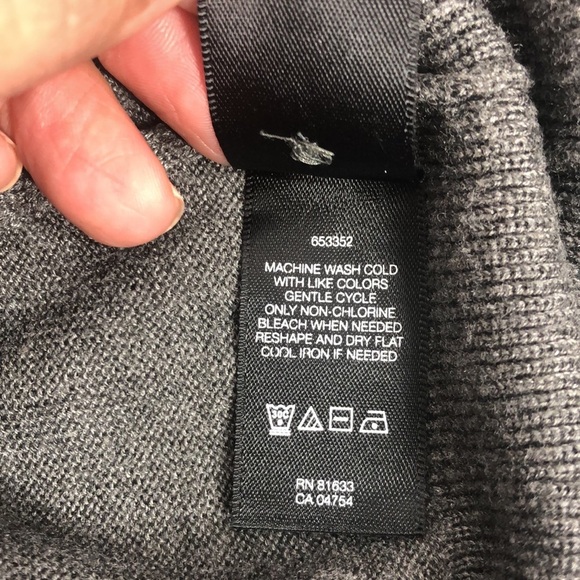 Kenneth Cole sweater - Picture 4 of 8